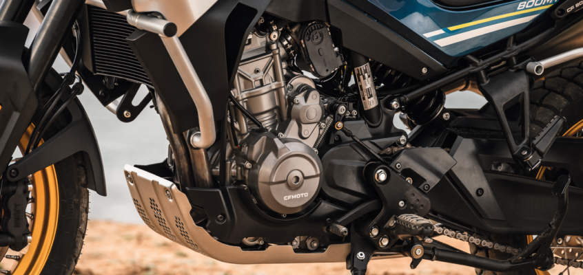 CFMOTO-800MT CFMOTO 800MT | MARTINEZ