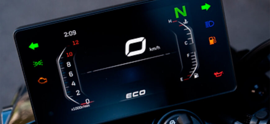 CFMOTO 650NK | MARTINEZ