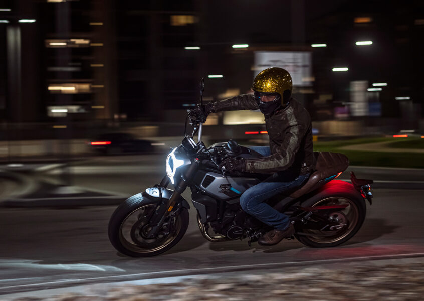 CFMOTO 700CLX HER | MARTINEZ