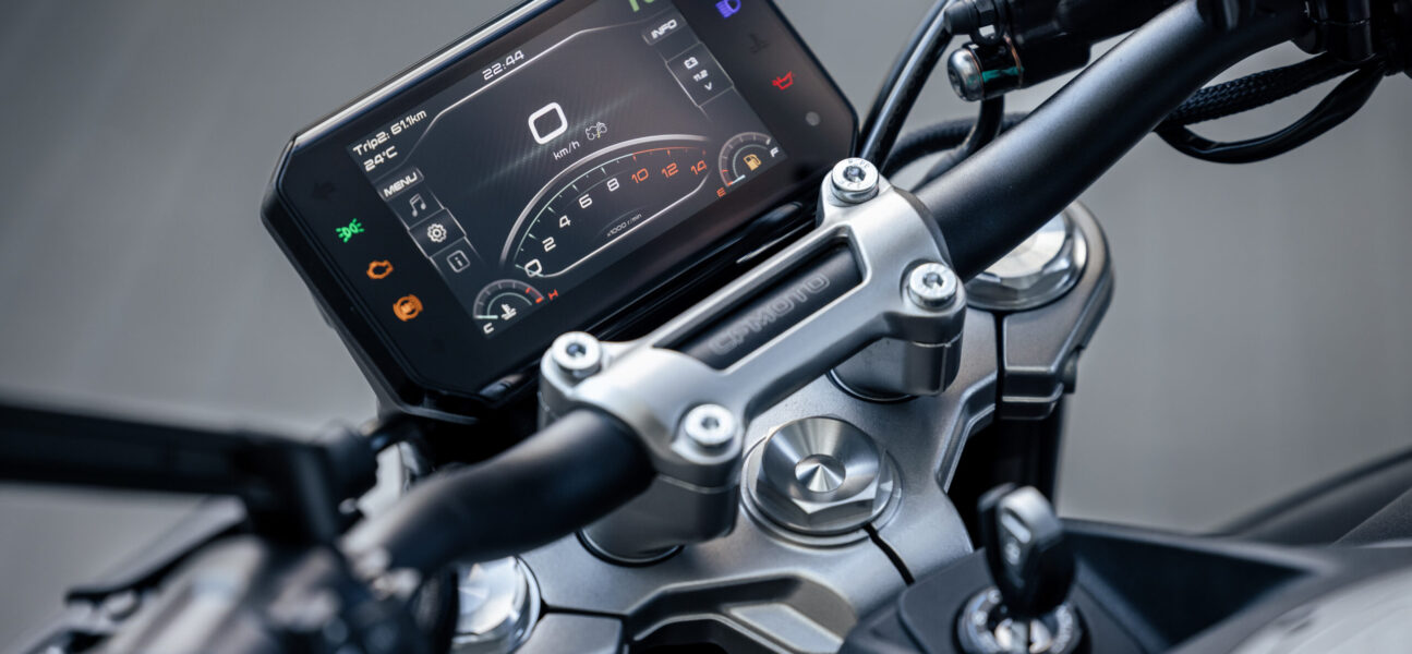 CFMOTO-450NK-04 tablero CFMOTO-450NK-04 tablero